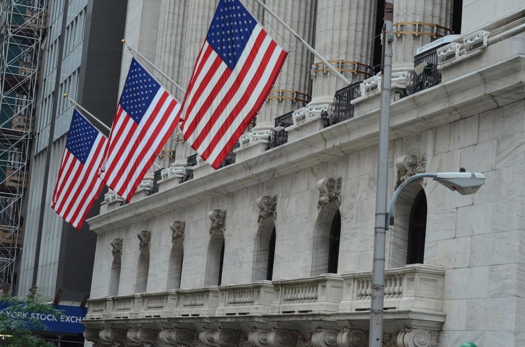 Stocks Settle Higher as Crude Prices Fall on US-Iran Deal Hopes
